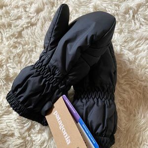 Patagonia baby mittens